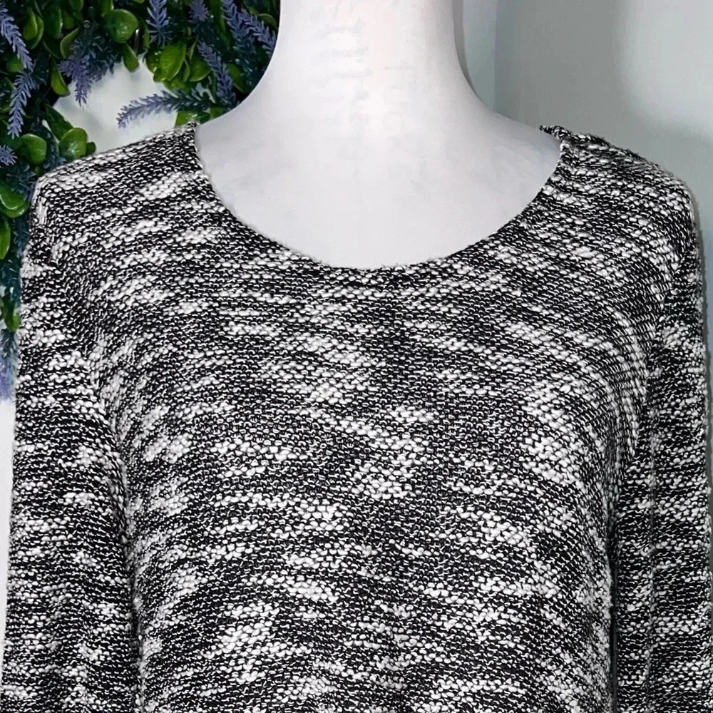 Alfani,L black white gray,long sleeve tunic sheer pleated hem, faux button back‎